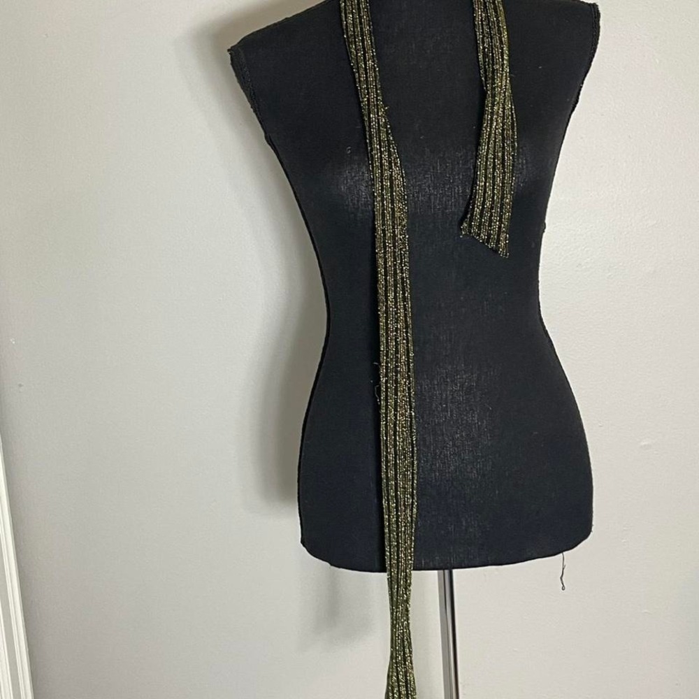 black and gold striped scarf with a boho vibe - Picture 2 of 4